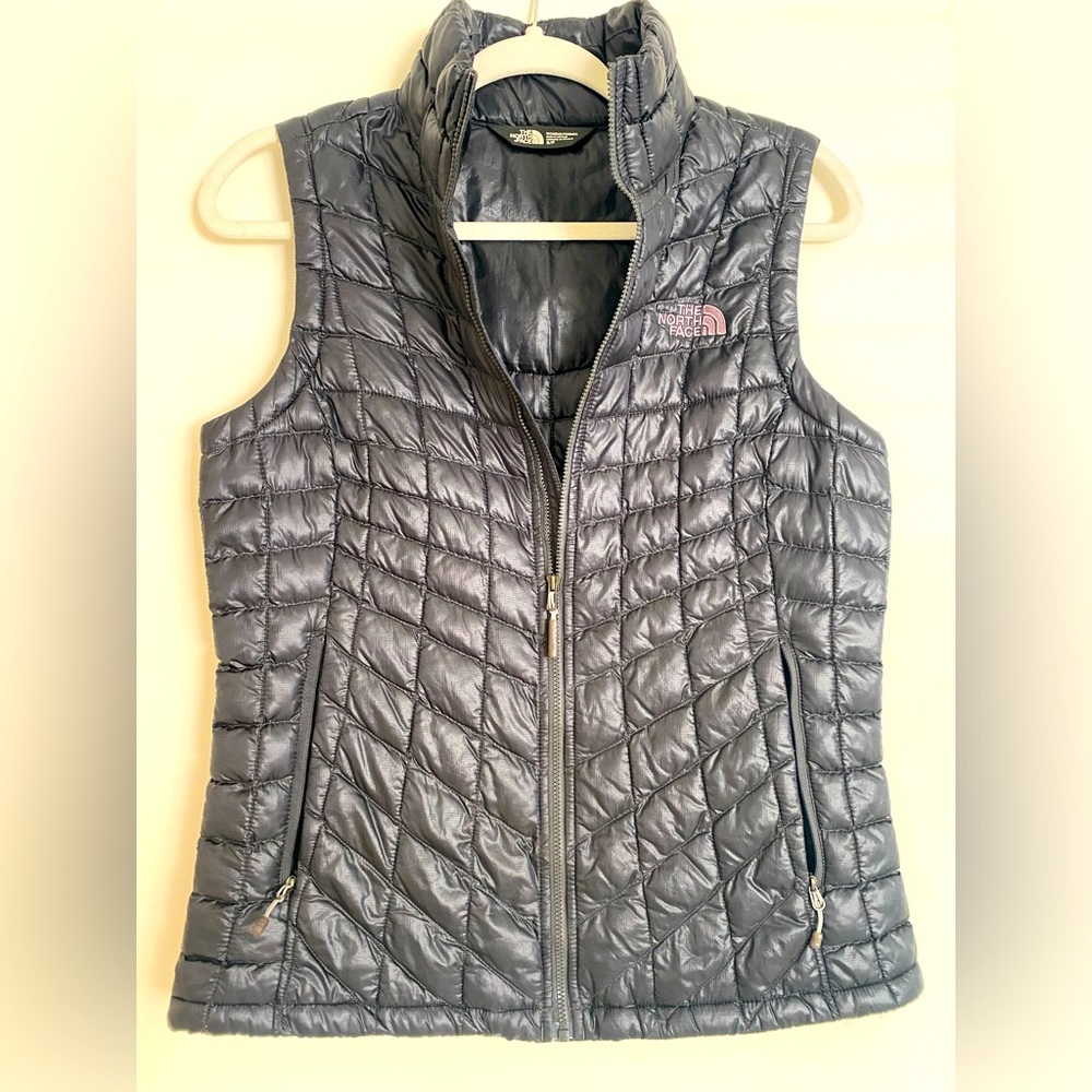 North face black vest jacket
